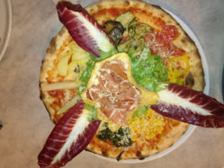 Pizzeria Maya