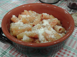 Hosteria Cacio Pepe