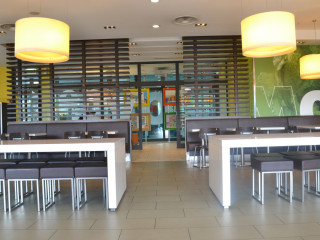 Mcdonald's Montecchio Drive
