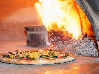 Pizzeria Voila