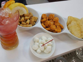 Plaza Café