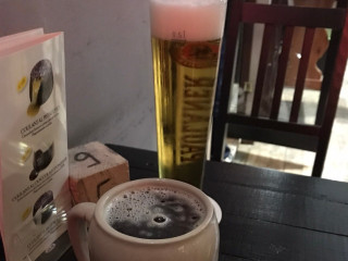 Kyra Lounge Pub