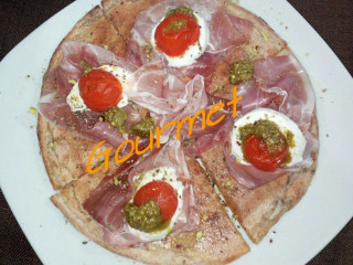 Gourmet Pizzeria