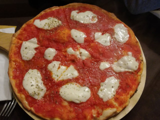 L'angolo Della Pizza