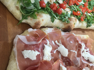 La Mia Pizza