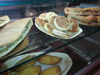 Nuvolari Pizza Drink Food