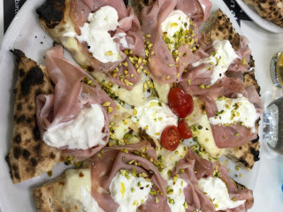 Pizzeria Pomodoro E Basilico