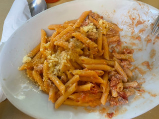 Al Porticciolo Spaghetti Pizza