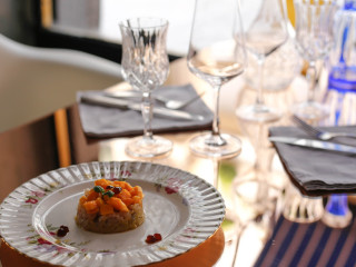 The Small Bistrot