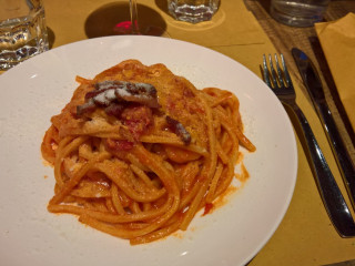 Barzilai Restaurant