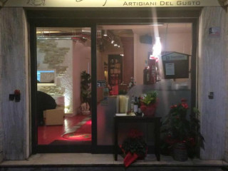 La Degosteria