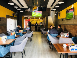 El-khedewy Cafe