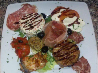La Vecchia Tavola