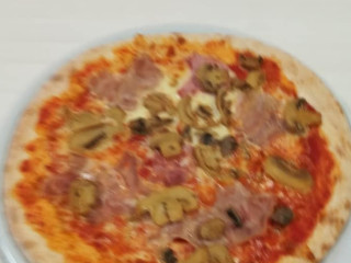 Kalica Pizzeria Della Solidarietà Onlus