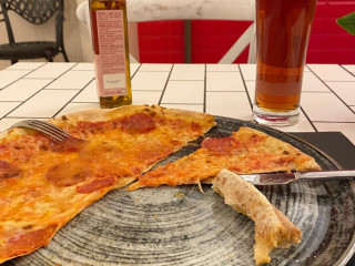 Ser Pizza