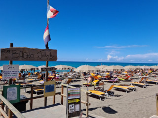 Jolly Beach