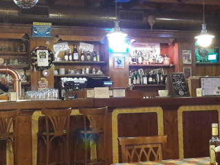 Roadhouse Risto Pub