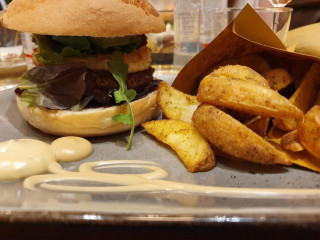 Thelab Unconventional Burger Experience