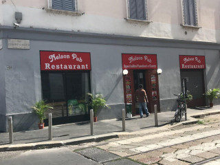 Nelson Pub