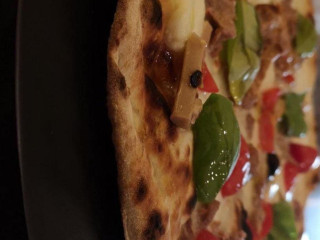 Royal Pizza Mola