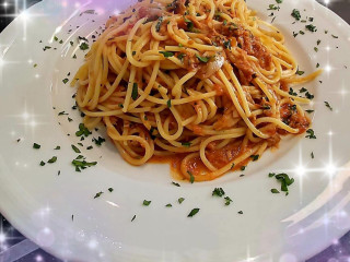 Oti's Cafè