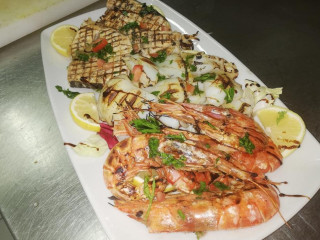 Ristoranre Pizzeria Cles Mirtocrosia