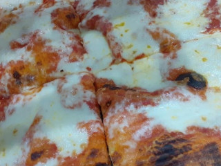 La Piazza Pizzeria