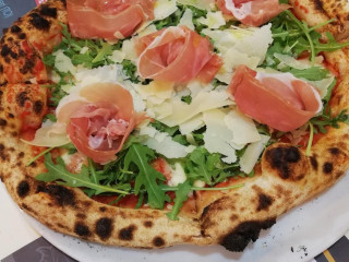 Nom Nom Just Pizza Nichelino