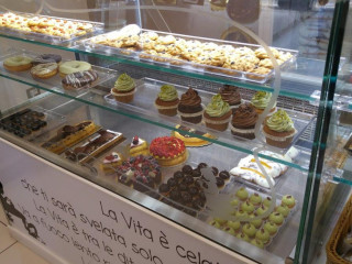 Guido Bakery Café