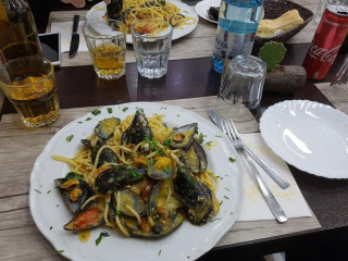 Gusto In