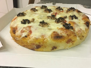 Ton Tom Pizza