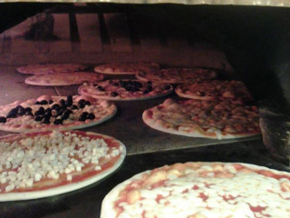 Casa Della Pizza
