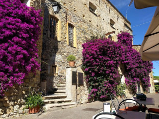 Borgo Antico Cervo (im)