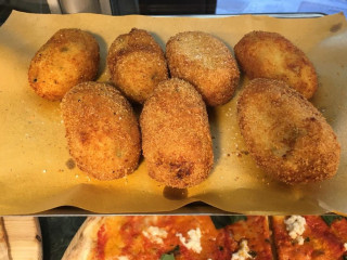 Street Food Pizza Strapizzami Pisa