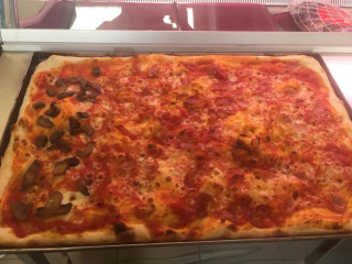 Pizza Regina