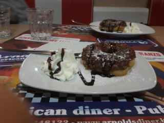 Arnold's American Diner
