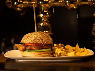 Chez Nous Pub Hamburgeria Birreria Paninoteca Chupiteria Cocktail