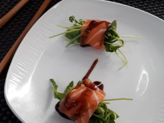 Kiyomi Di Sushi