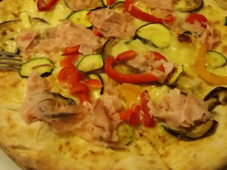 Pizzeria Azzurro Di Donnarumma Vincenzo