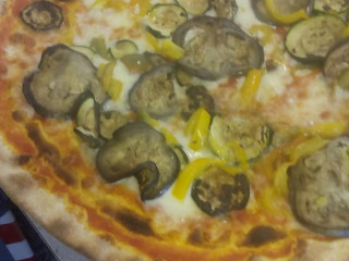 La Pizzarella Di Eisa Kamel