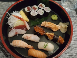 Tora Sushi