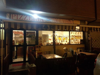 Pizzeria Vado Al Massimo Roma Omnibus Pizza