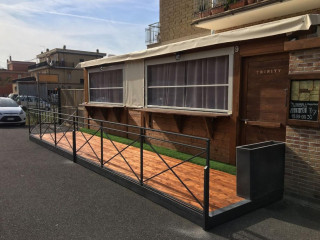 Trinity Burger Pub