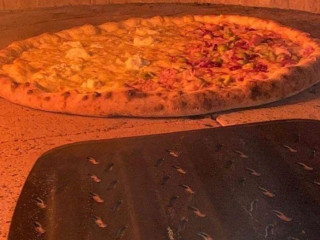 L'angolo Del Buongustaio Pizzeria Rosticceria Braceria