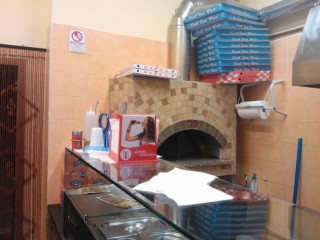 Pizzeria D'asporto Del Corso