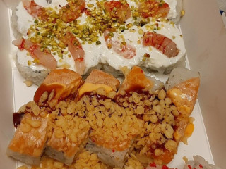 Sushi River