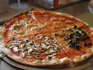 Pizzeria La Coccinella
