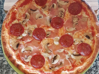 Mesopotamia Kebap Pizza