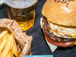 Deliverypizzaburger