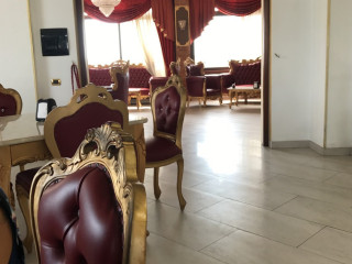 Pasticceria E Gelateria Chantilly Di Bertucci Moreno